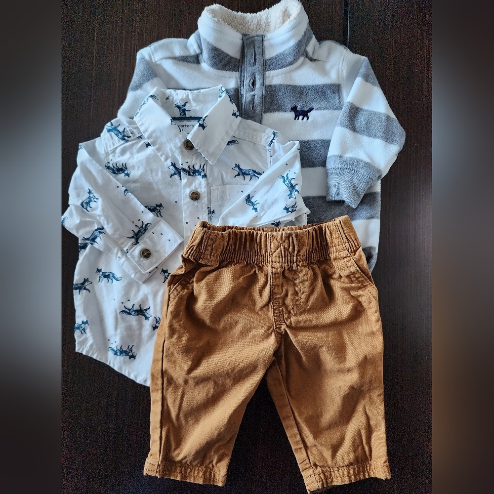 Carter's - 3 piece bundle in size 3 months